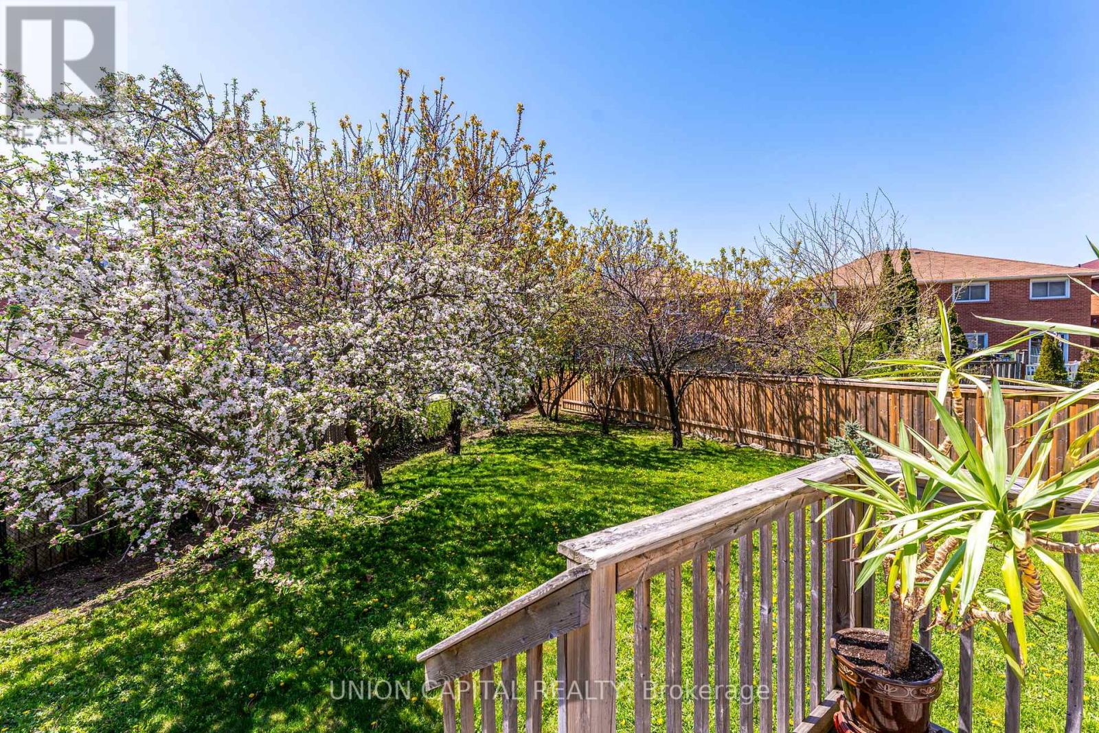 Photo 43 of 14 Rodwell Court, Brampton ON