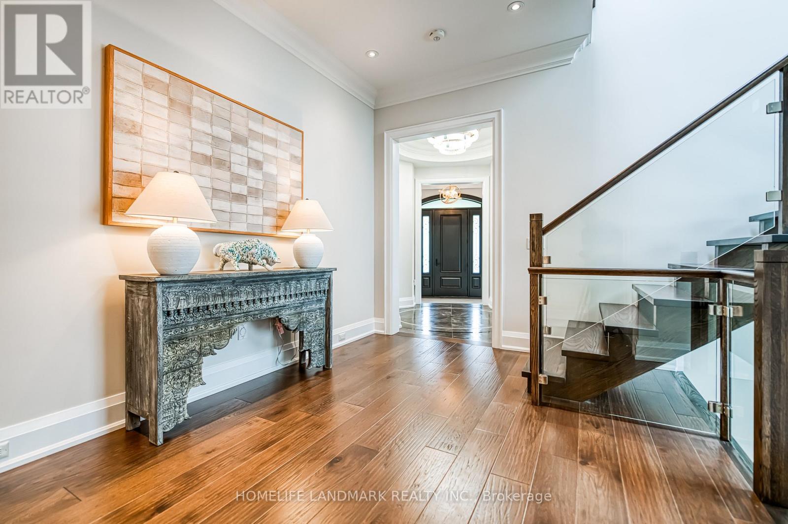 Photo 11 of 1199 Lakeshore Road W, Oakville ON