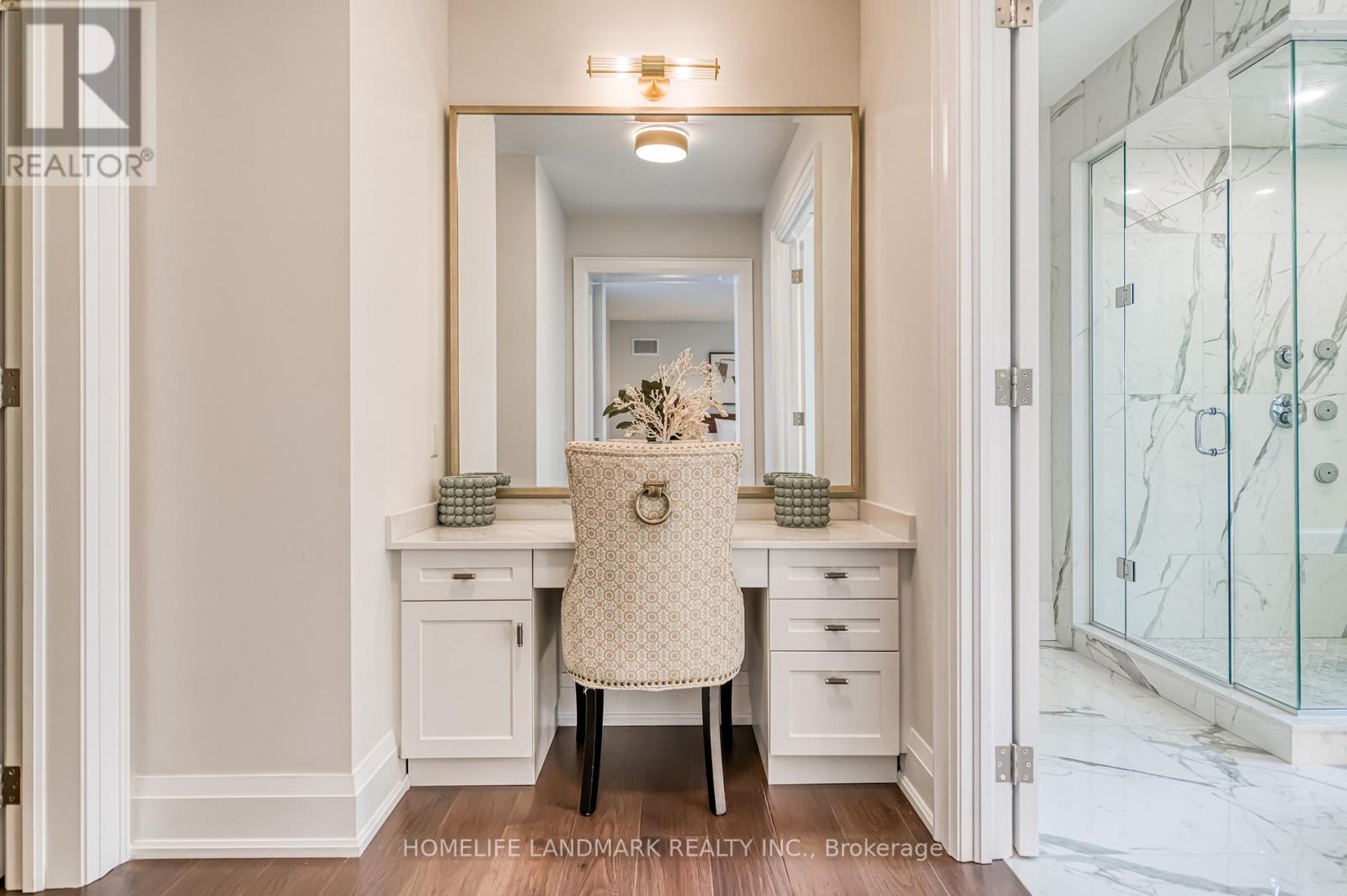 Photo 28 of 1199 Lakeshore Road W, Oakville ON
