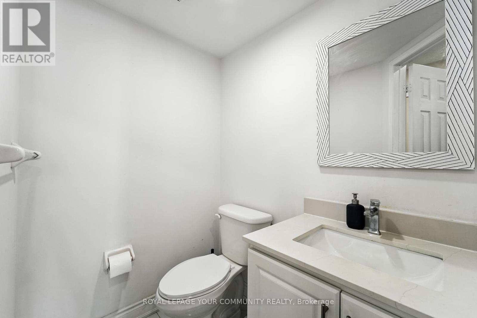 Photo 19 of 20 Capistro Street, Brampton ON