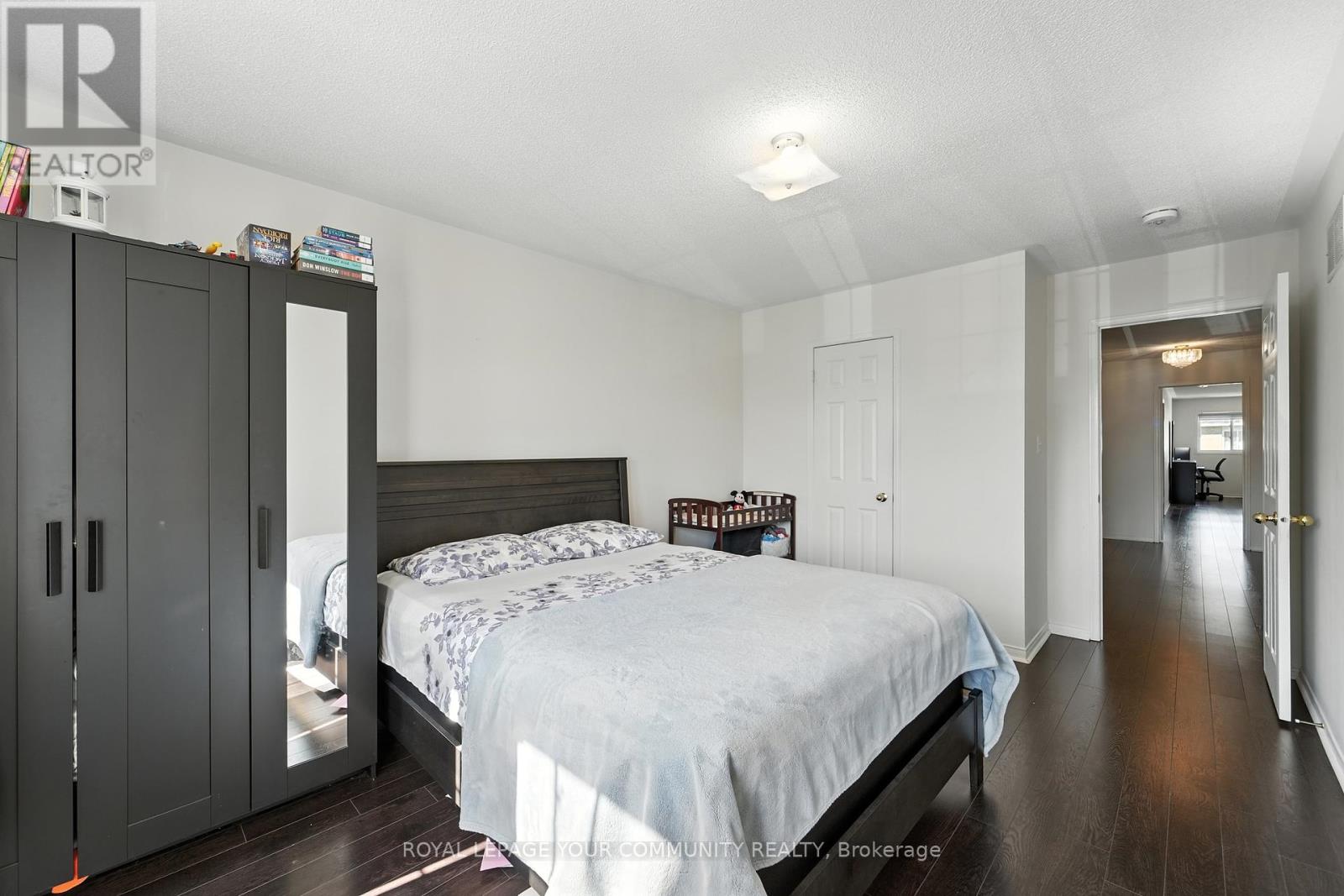 Photo 23 of 20 Capistro Street, Brampton ON
