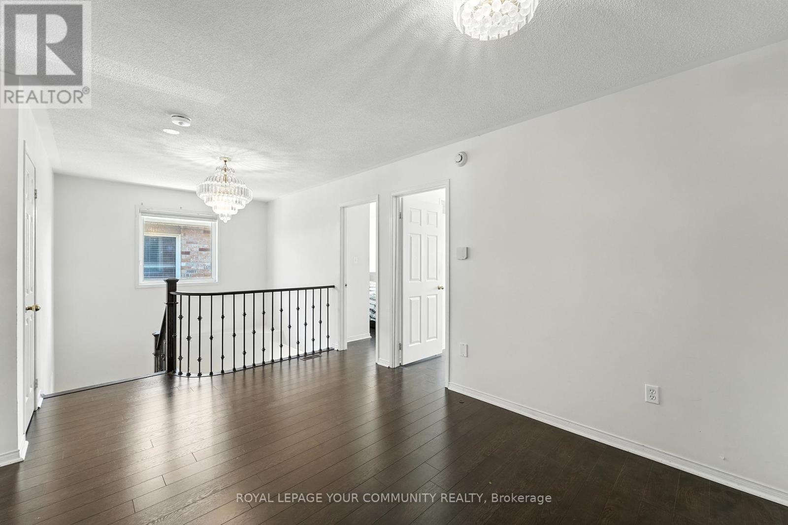 Photo 24 of 20 Capistro Street, Brampton ON