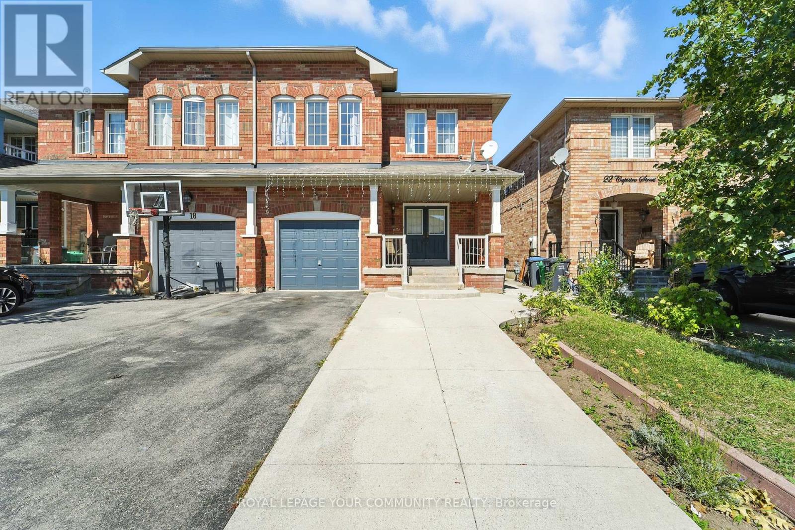 Photo 3 of 20 Capistro Street, Brampton ON
