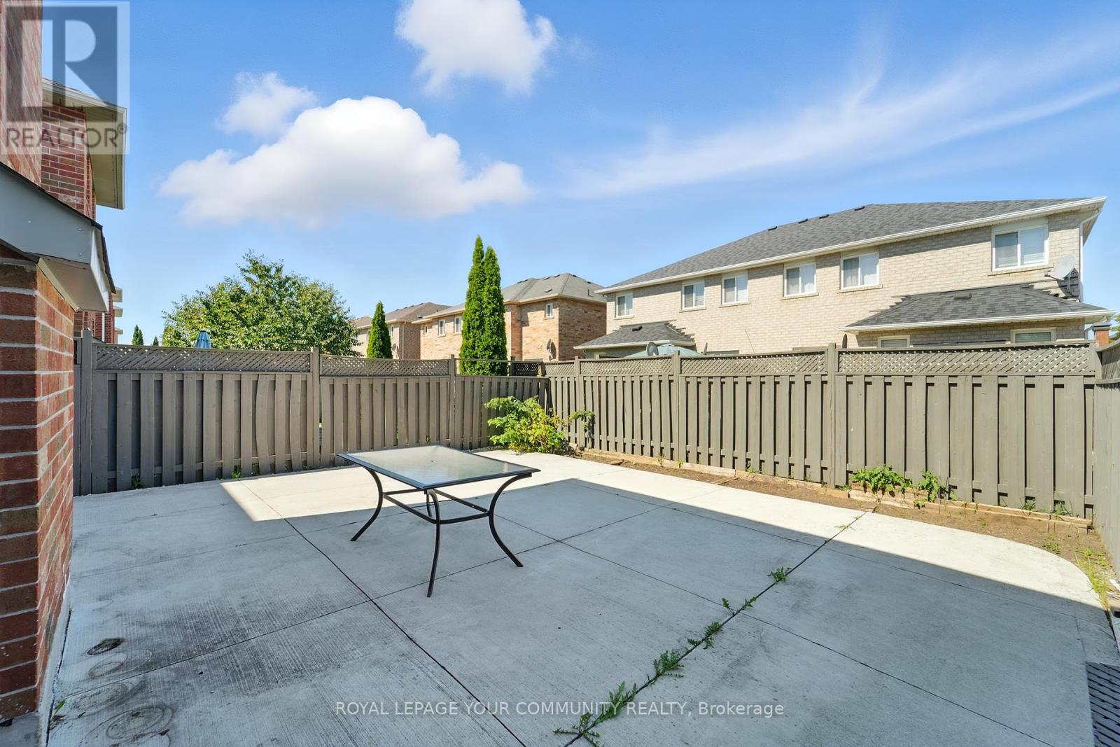 Photo 36 of 20 Capistro Street, Brampton ON