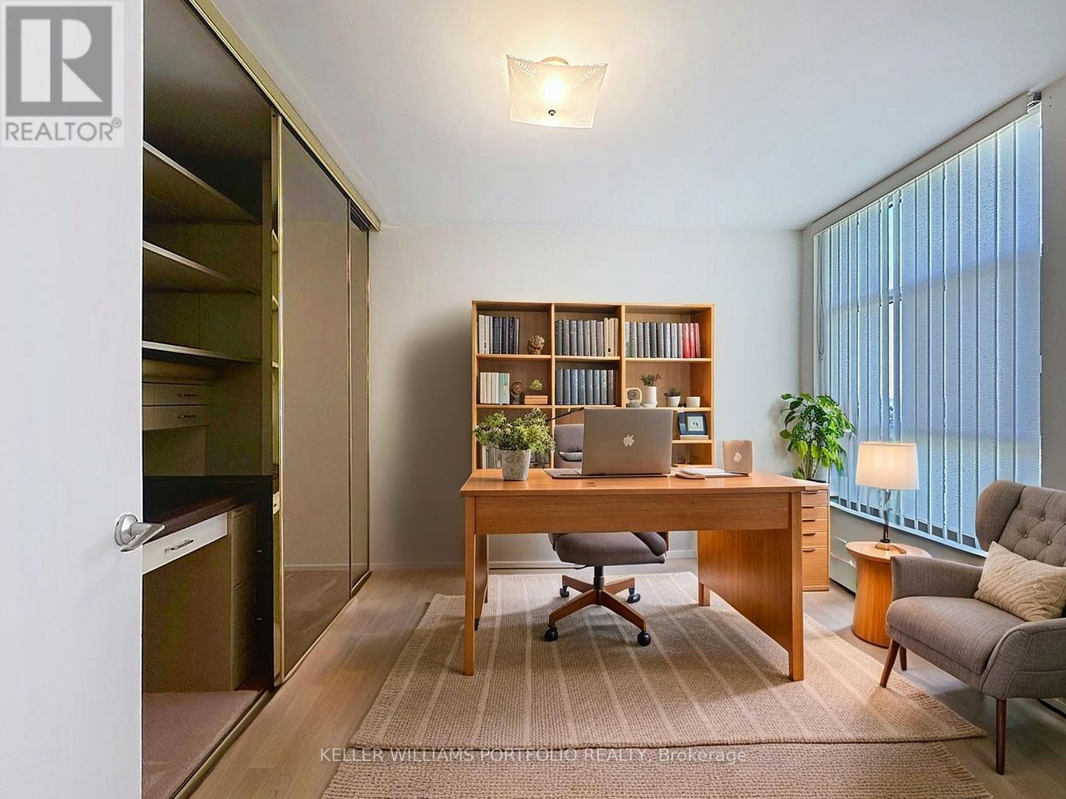 Photo 36 of 404 44 Longbourne Drive, Toronto ON