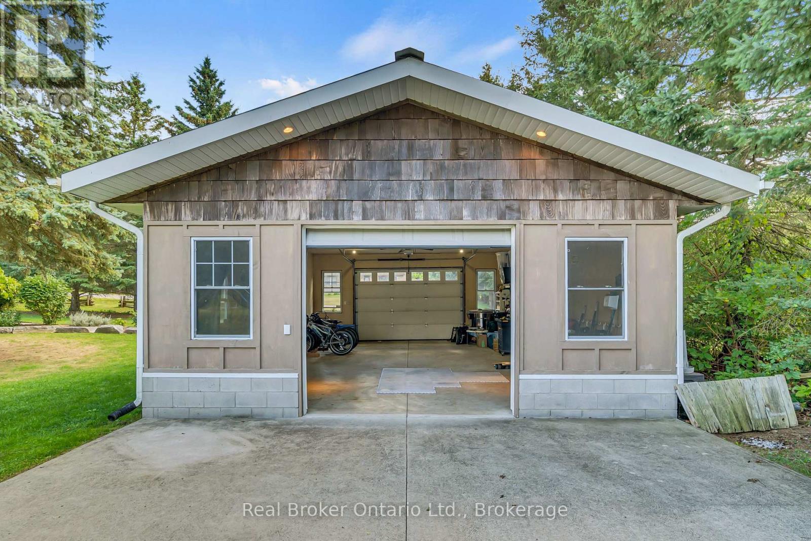Photo 48 of 6566 Concession Rd 4 Road, Puslinch ON