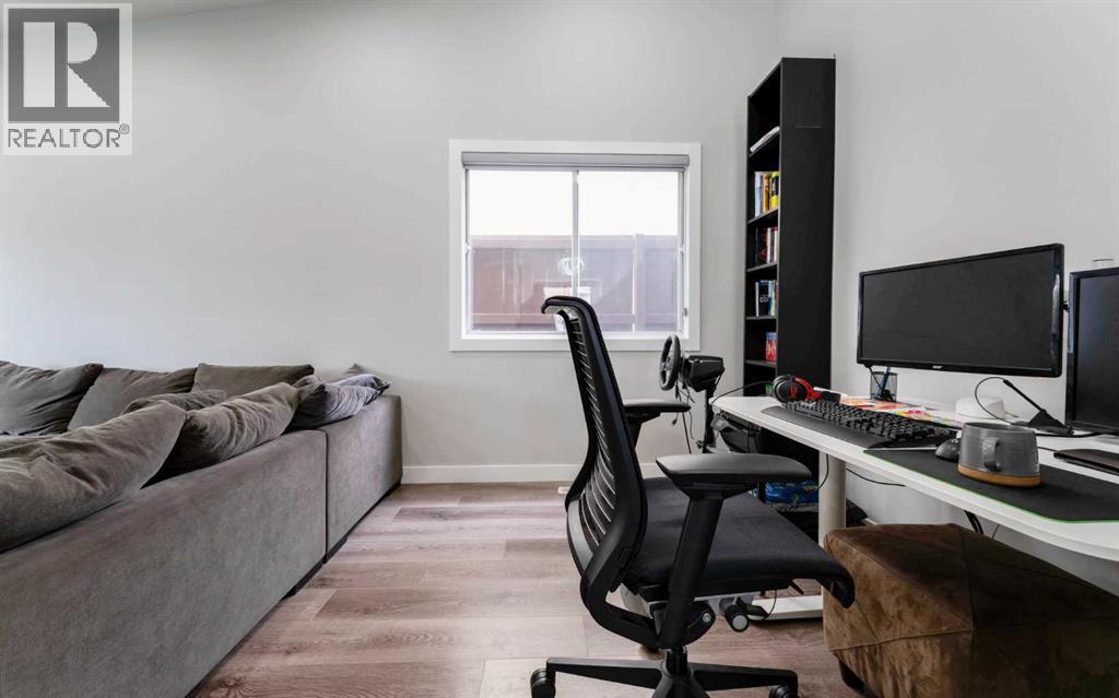 Photo 7 of 36 Whitehaven Road Ne, Calgary AB