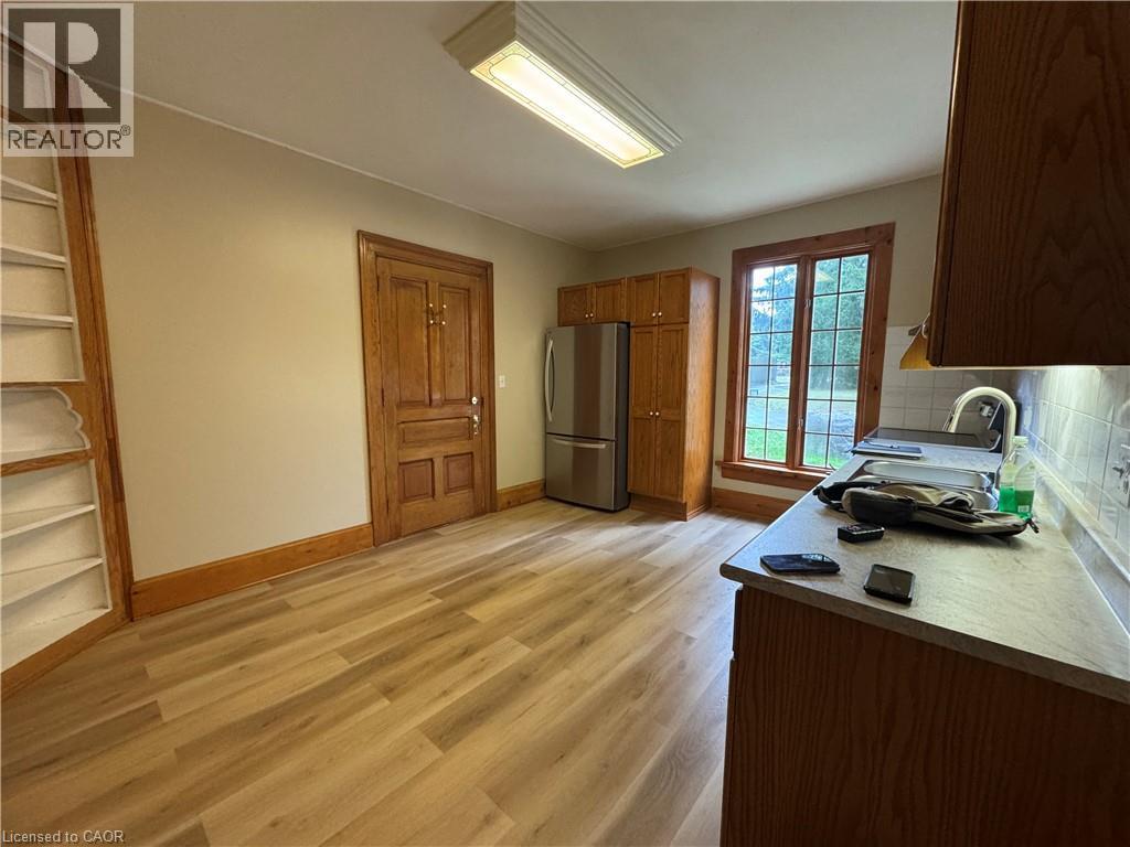 Photo 12 of 150 Elgin Street N Unit A, Cambridge ON