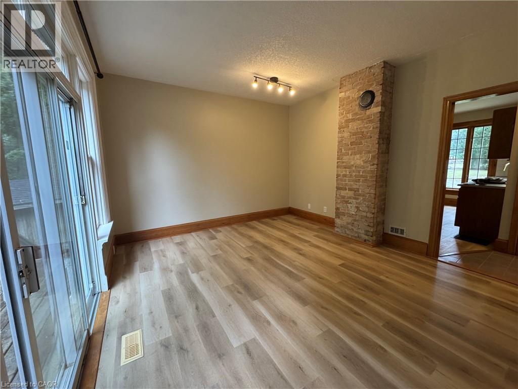 Photo 16 of 150 Elgin Street N Unit A, Cambridge ON