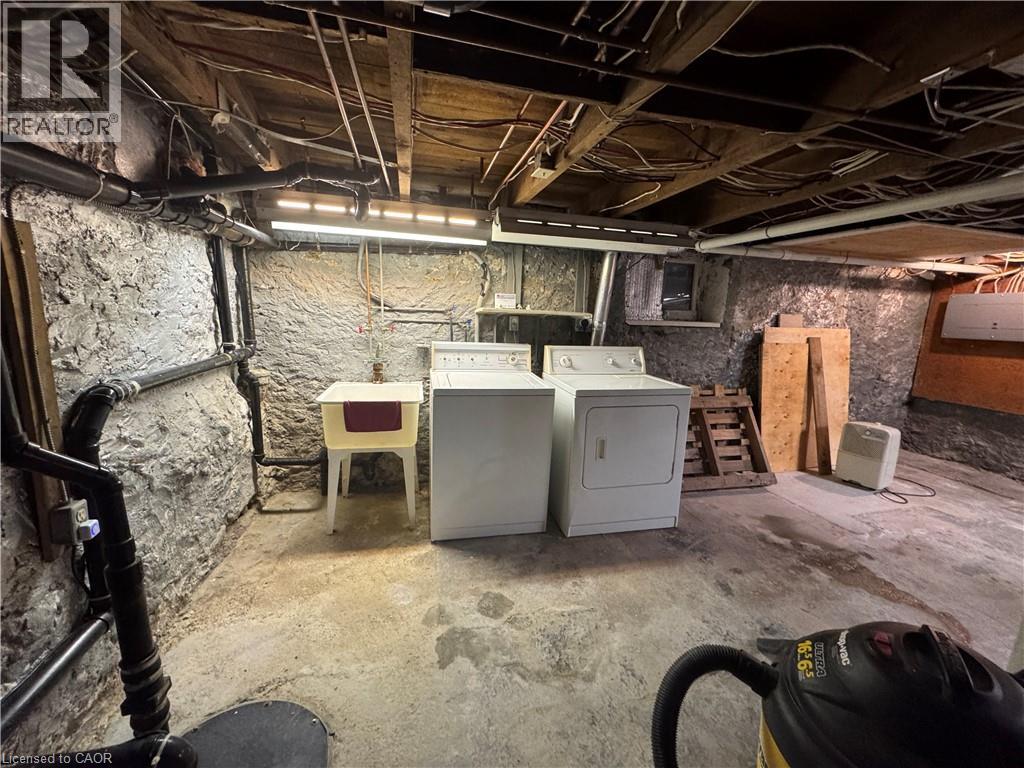 Photo 26 of 150 Elgin Street N Unit A, Cambridge ON