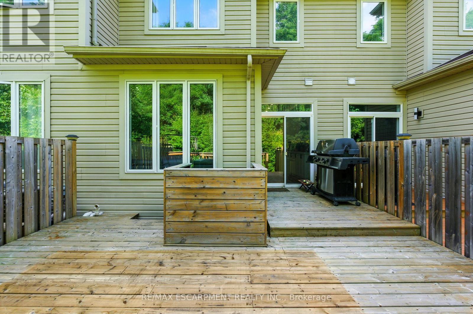 Photo 45 of 61 21 Diana Avenue, Brantford ON