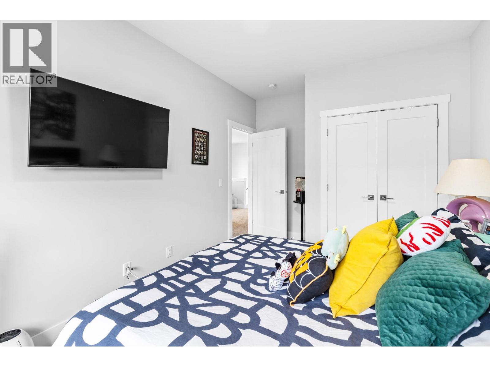 Photo 34 of 115 Wyndham Crescent Unit 1, Kelowna BC
