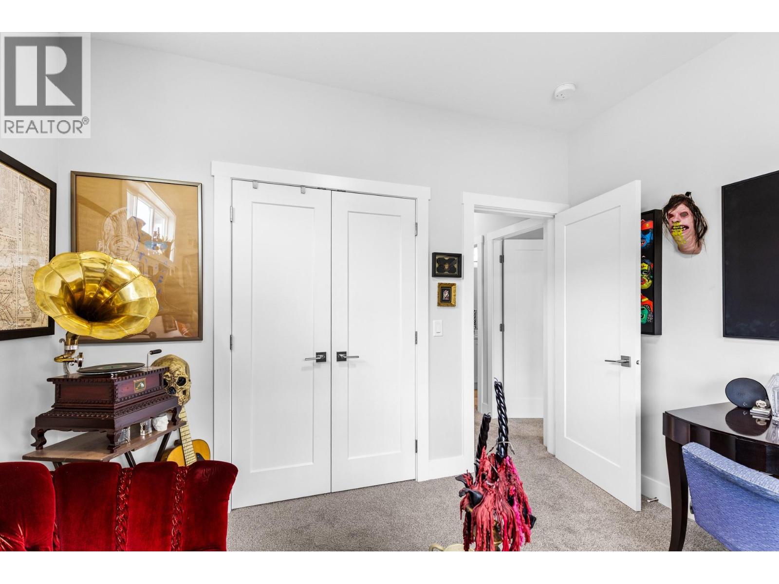 Photo 37 of 115 Wyndham Crescent Unit 1, Kelowna BC