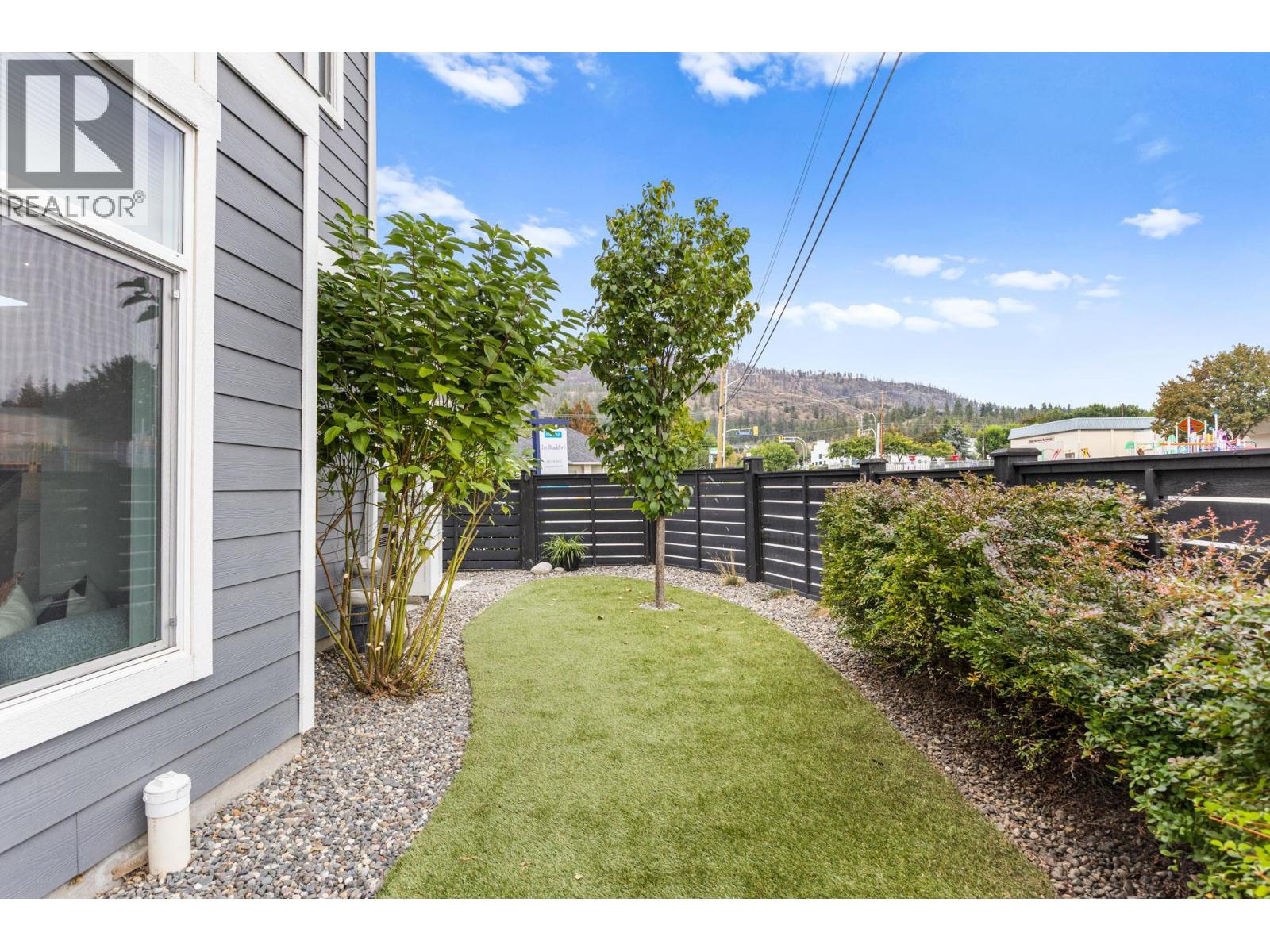 Photo 41 of 115 Wyndham Crescent Unit 1, Kelowna BC