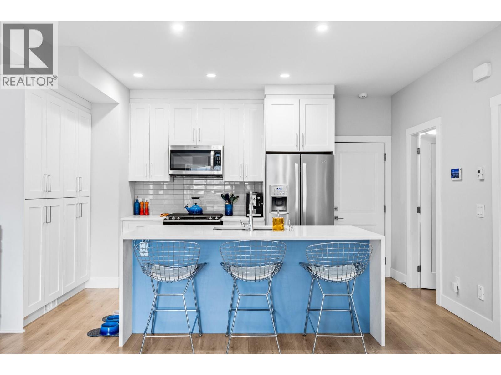 Photo 9 of 115 Wyndham Crescent Unit 1, Kelowna BC