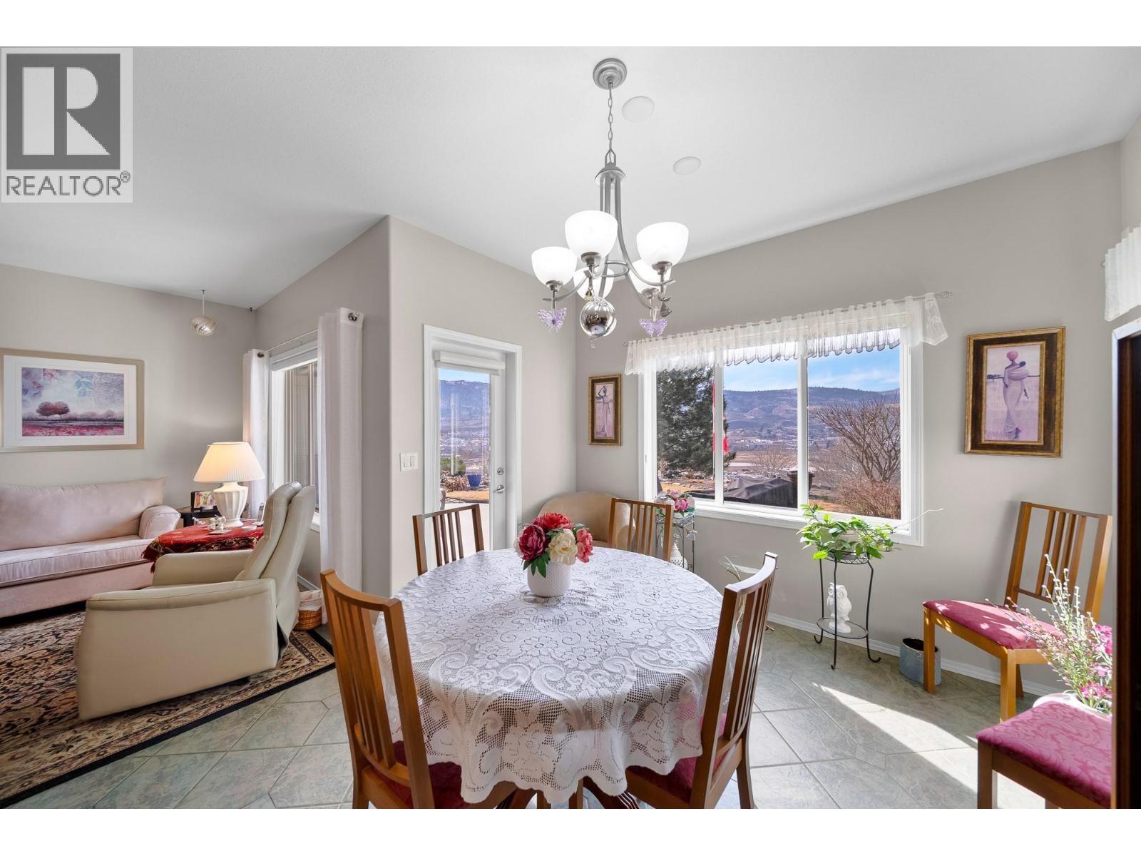 Photo 9 of 214 Sagewood Drive, Kamloops BC