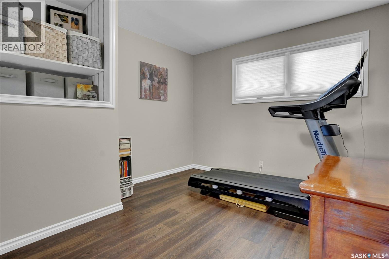 Photo 19 of 1311 Athabasca Street W, Moose Jaw SK