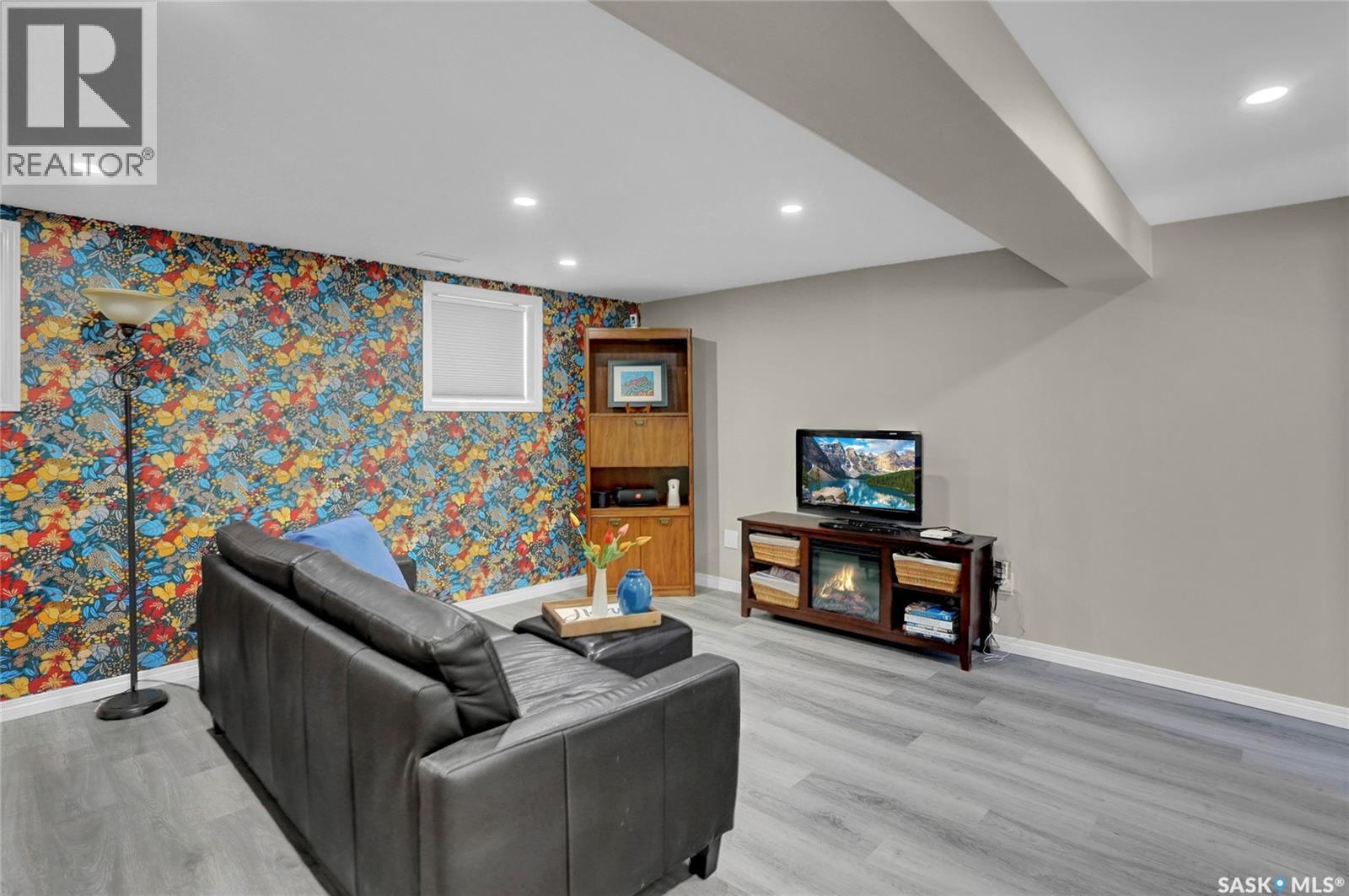 Photo 23 of 1311 Athabasca Street W, Moose Jaw SK