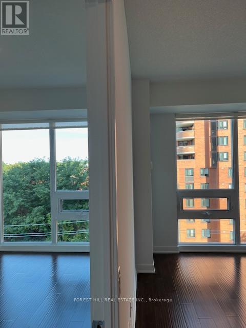 Photo 14 of 507 320 Tweedsmuir Avenue, Toronto ON