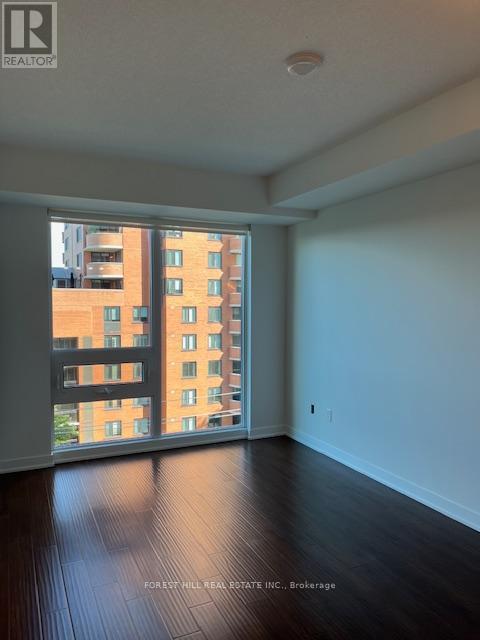 Photo 12 of 507 320 Tweedsmuir Avenue, Toronto ON