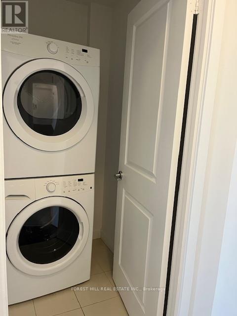 Photo 7 of 507 320 Tweedsmuir Avenue, Toronto ON