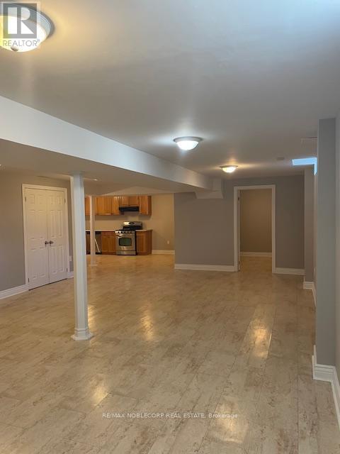 Photo 12 of 211 Saint Francis Avenue, Vaughan ON