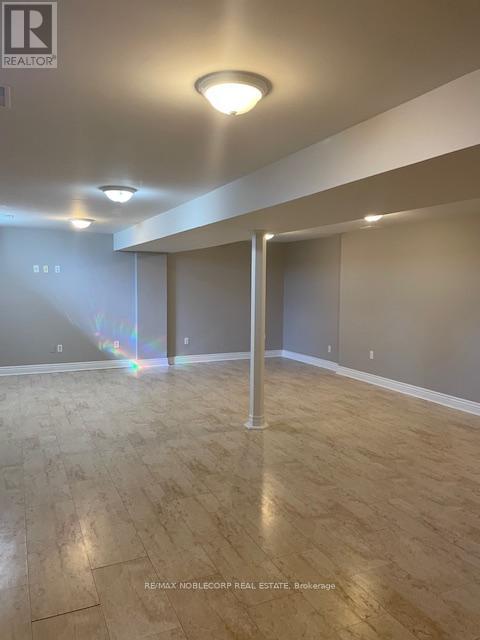 Photo 11 of 211 Saint Francis Avenue, Vaughan ON