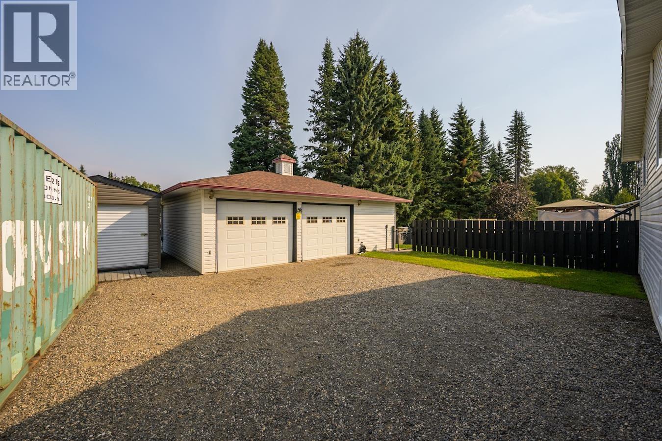 Photo 32 of 6812 Lilac Crescent, Prince George BC