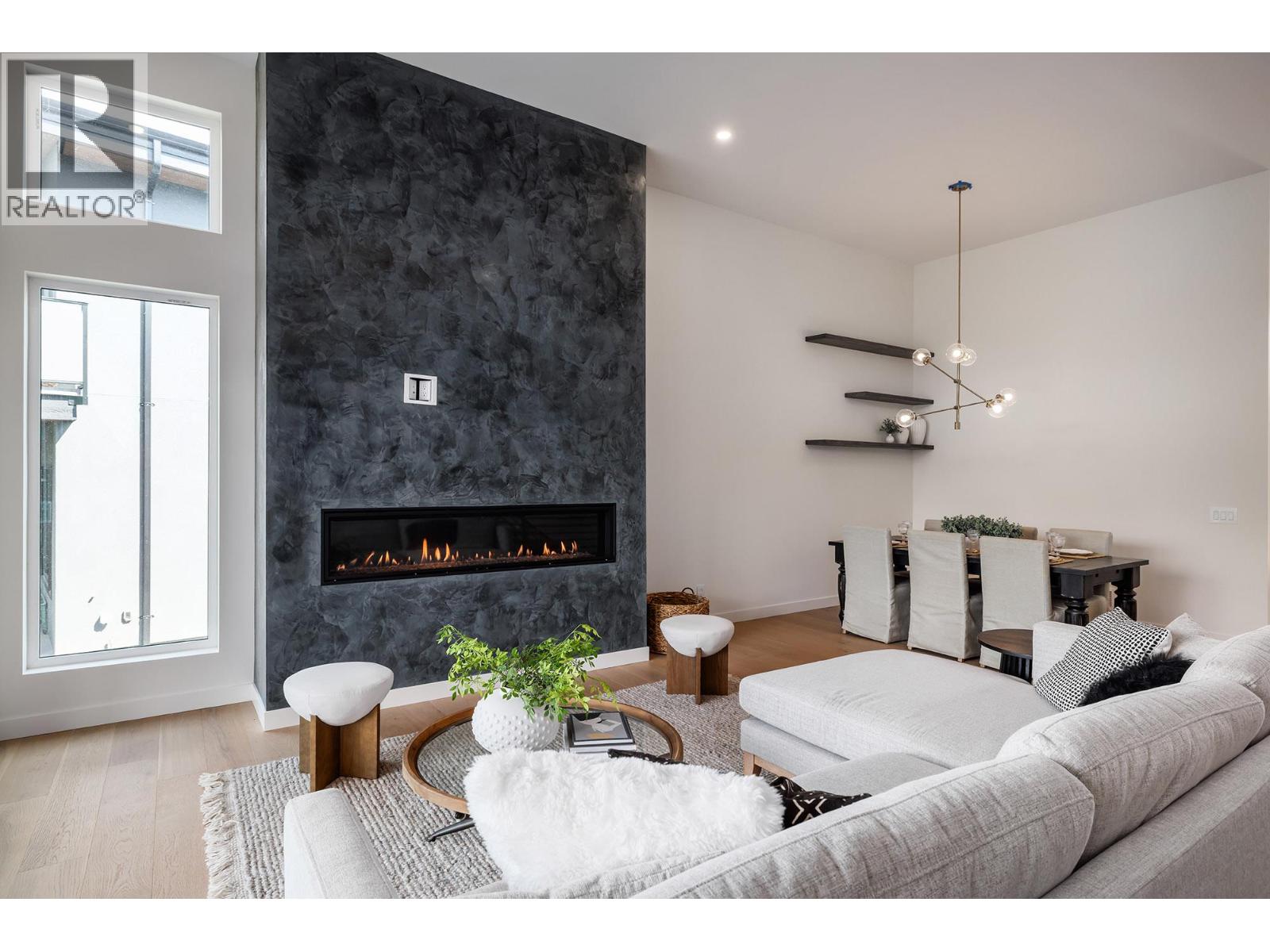  10274 Beacon Hill Drive, Lake Country