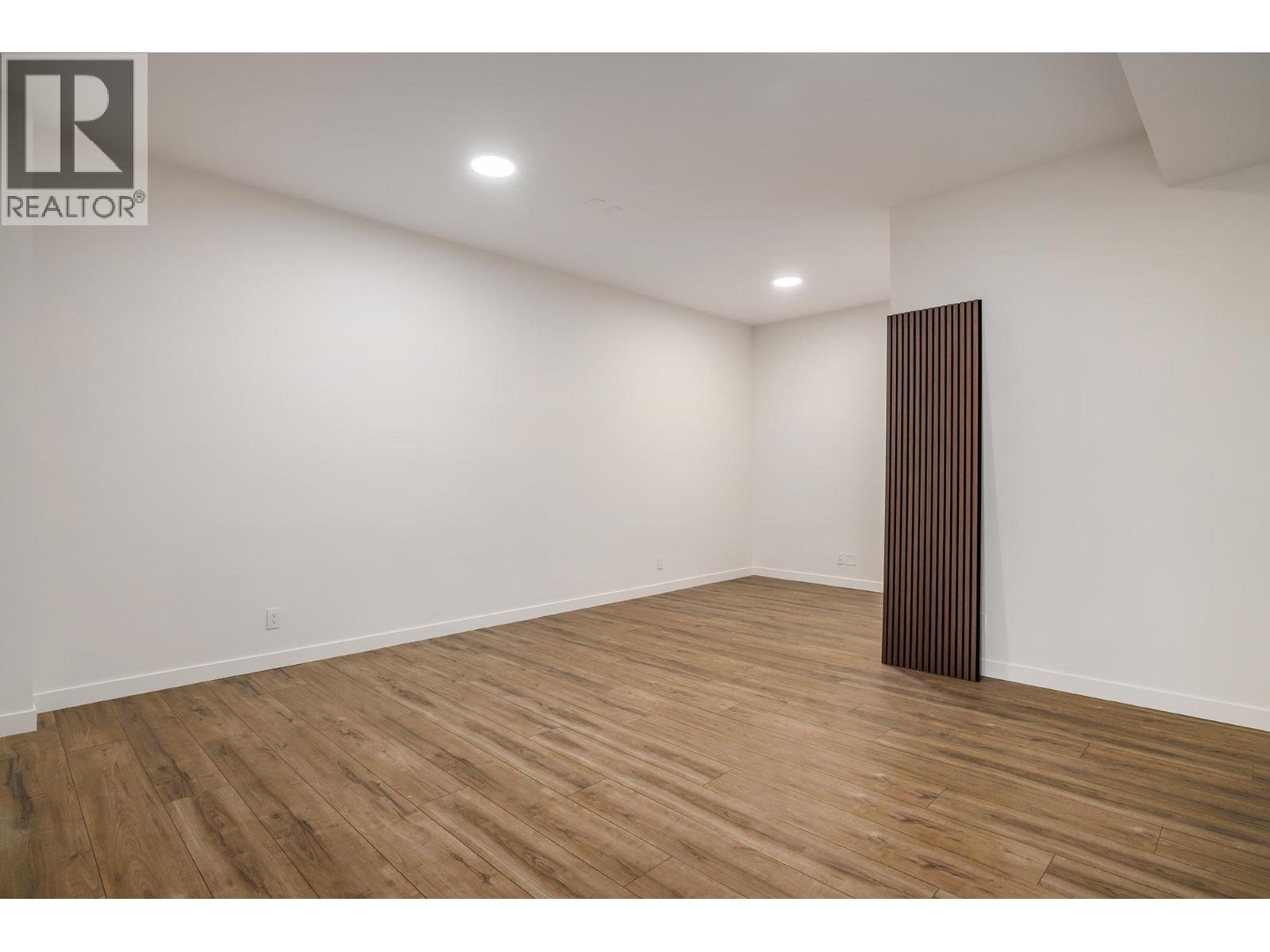  10274 Beacon Hill Drive, Lake Country