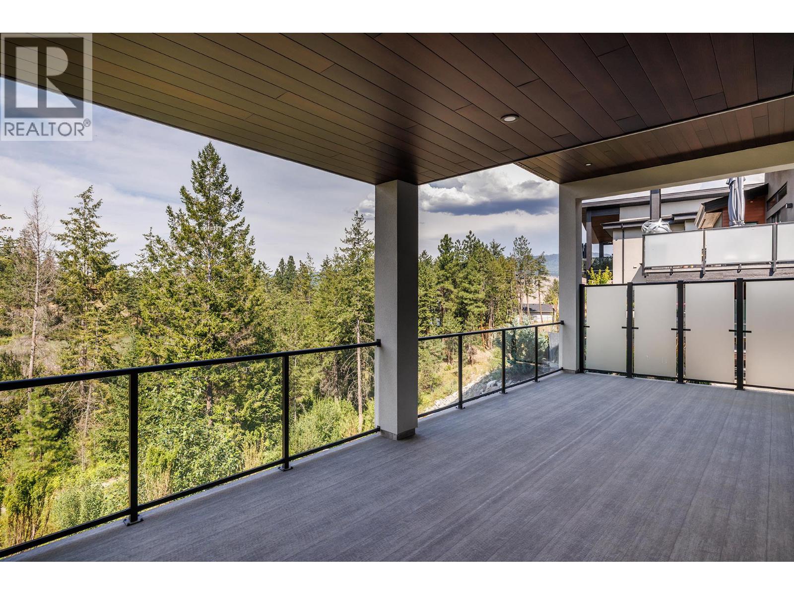  10274 Beacon Hill Drive, Lake Country