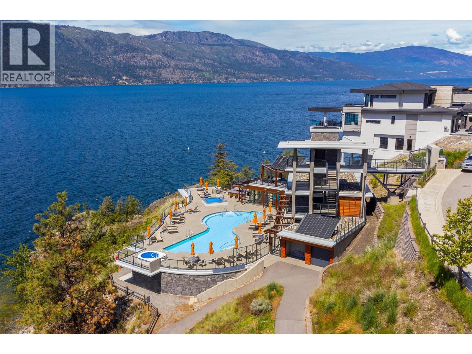  10274 Beacon Hill Drive, Lake Country