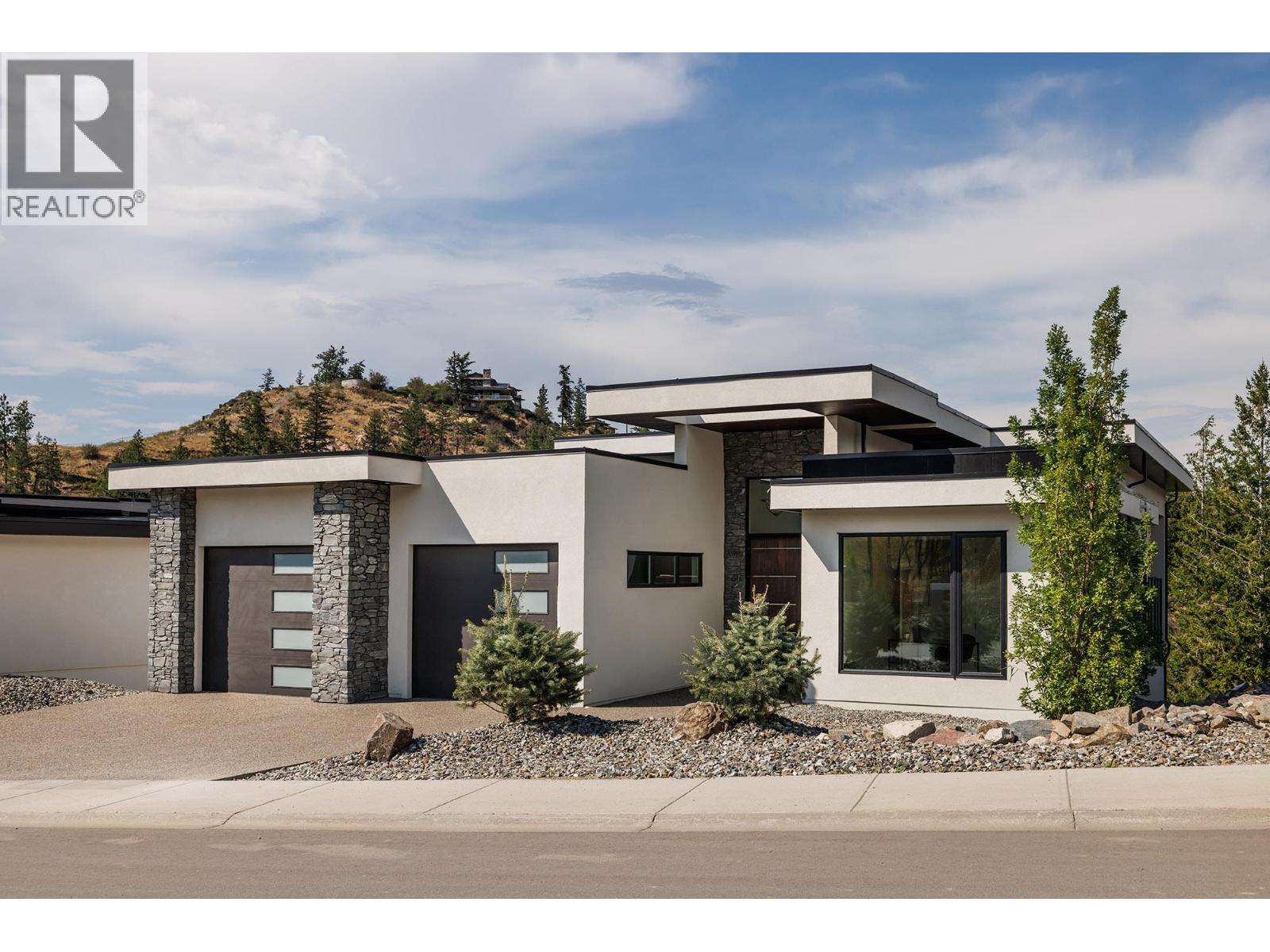  10274 Beacon Hill Drive, Lake Country