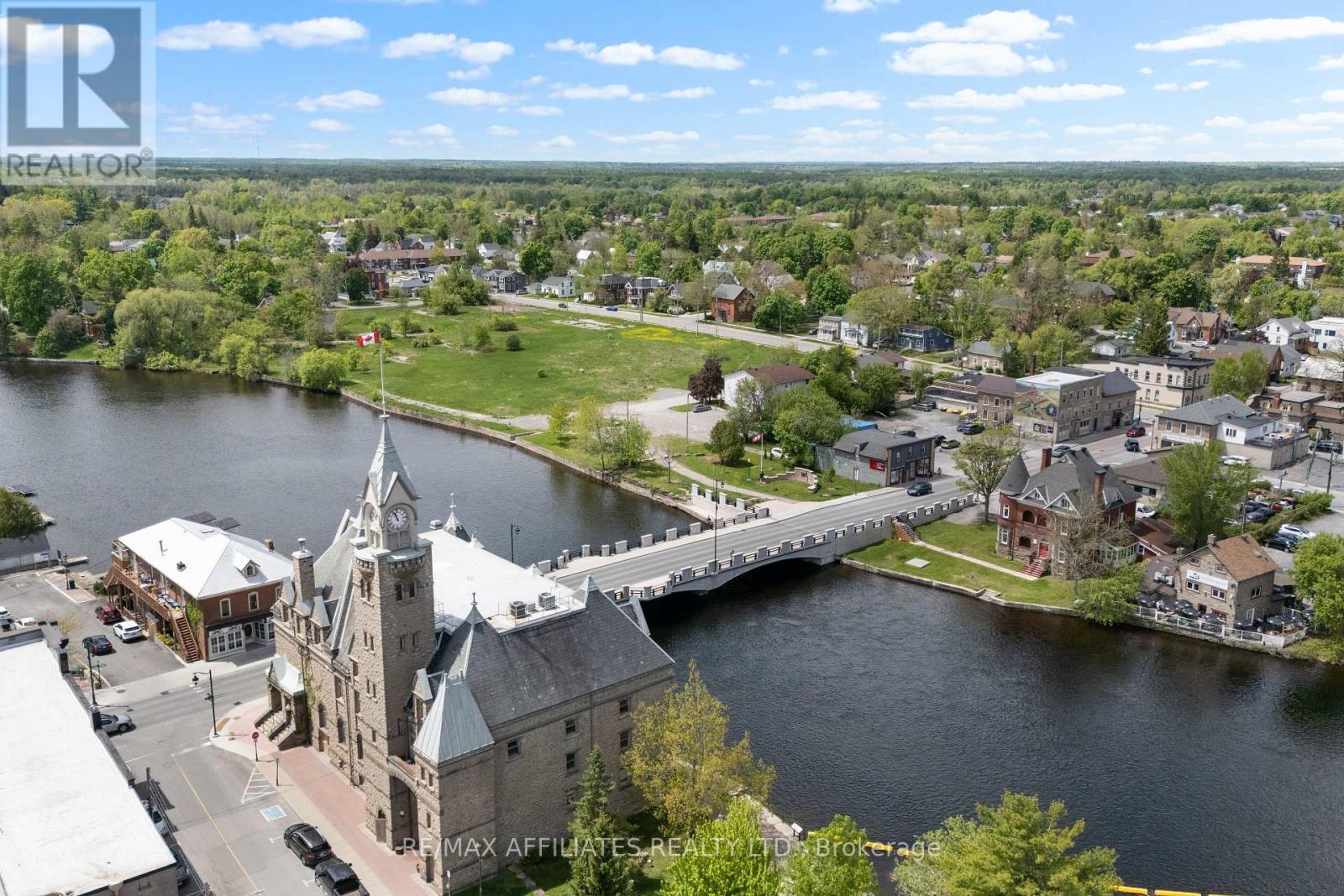 Photo 8 of 230 Bridge Street, Carleton Place ON