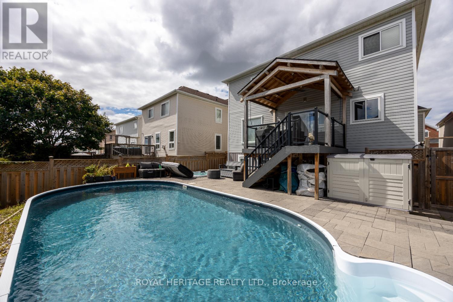 Photo 25 of 1545 Arborwood Drive, Oshawa ON
