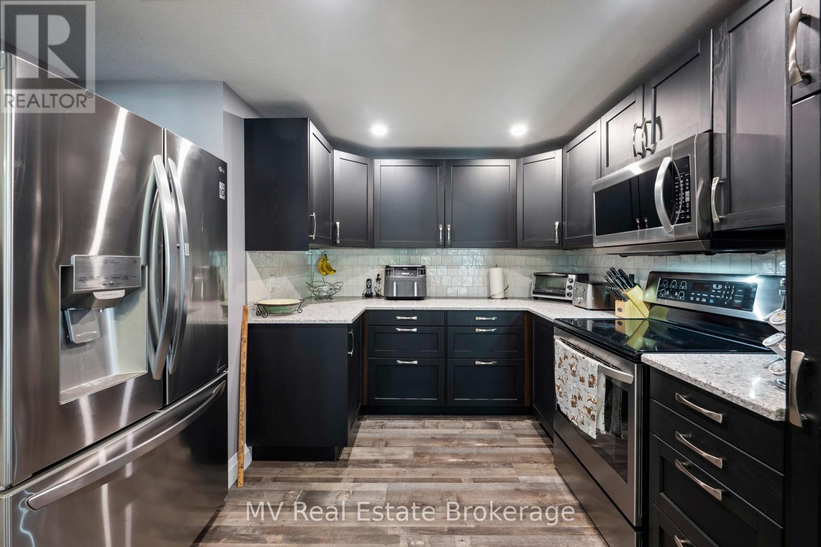 Photo 29 of 8378 Wellington Road 22 S, Centre Wellington ON