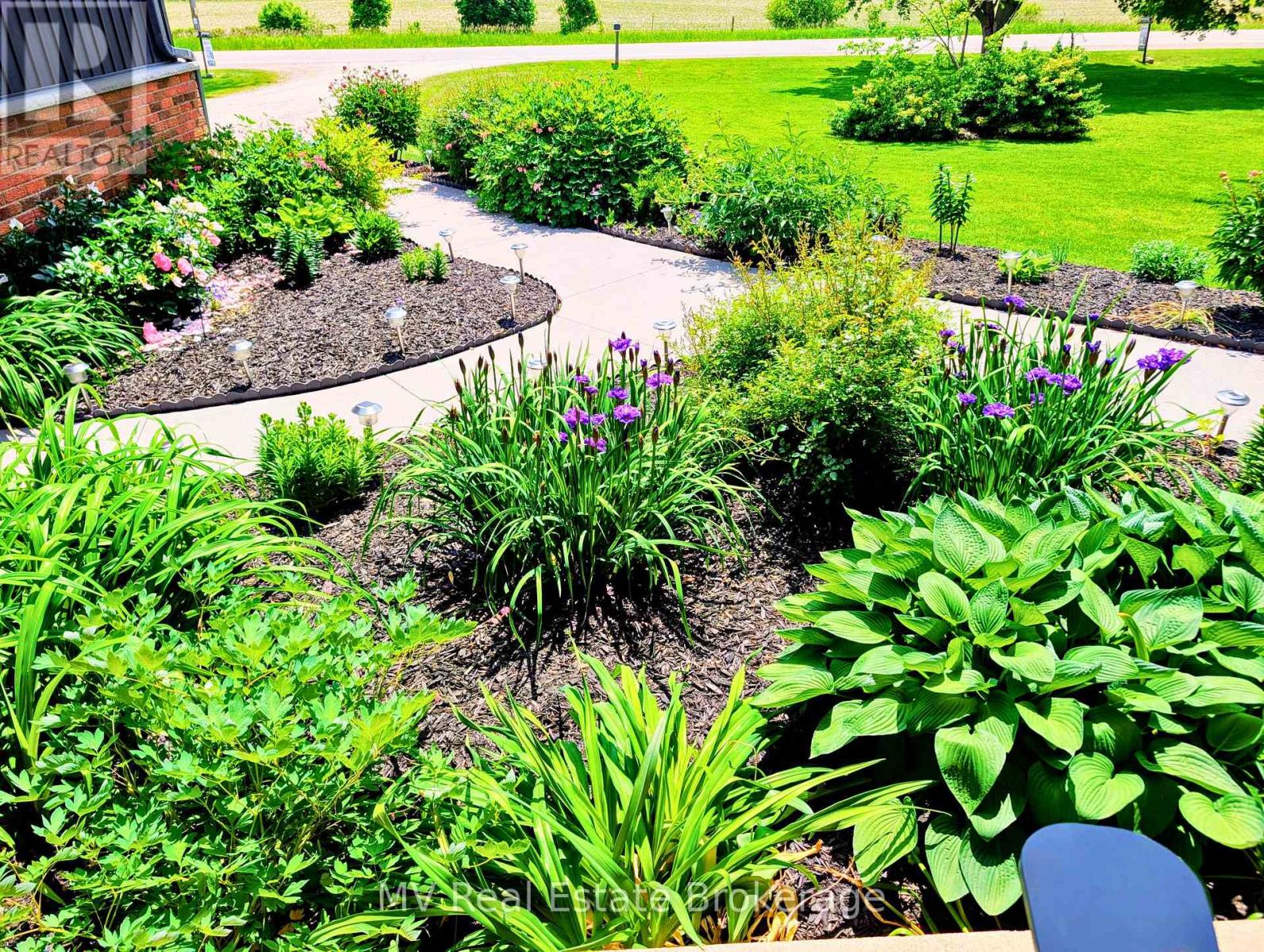 Photo 3 of 8378 Wellington Road 22 S, Centre Wellington ON