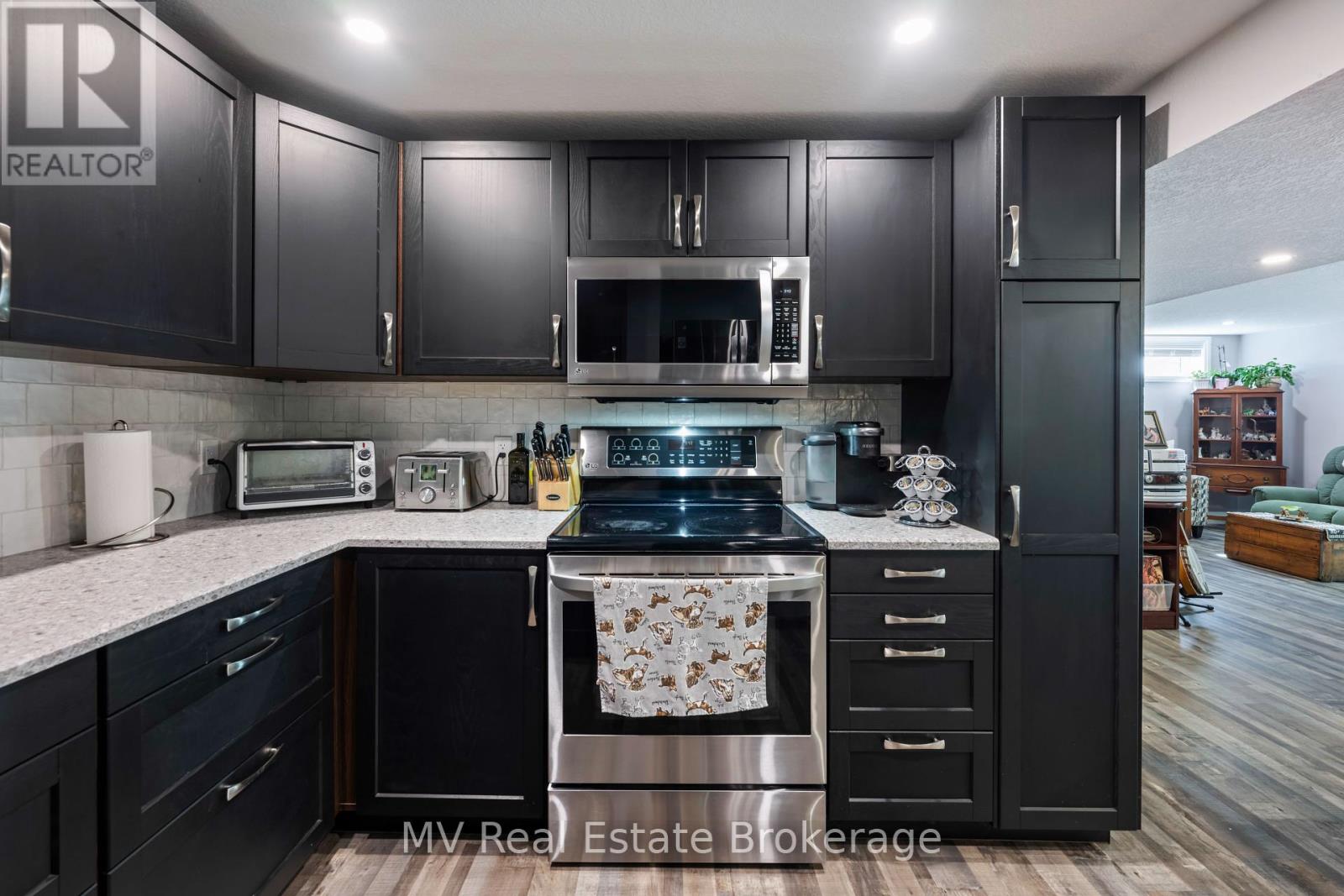 Photo 30 of 8378 Wellington Road 22 S, Centre Wellington ON