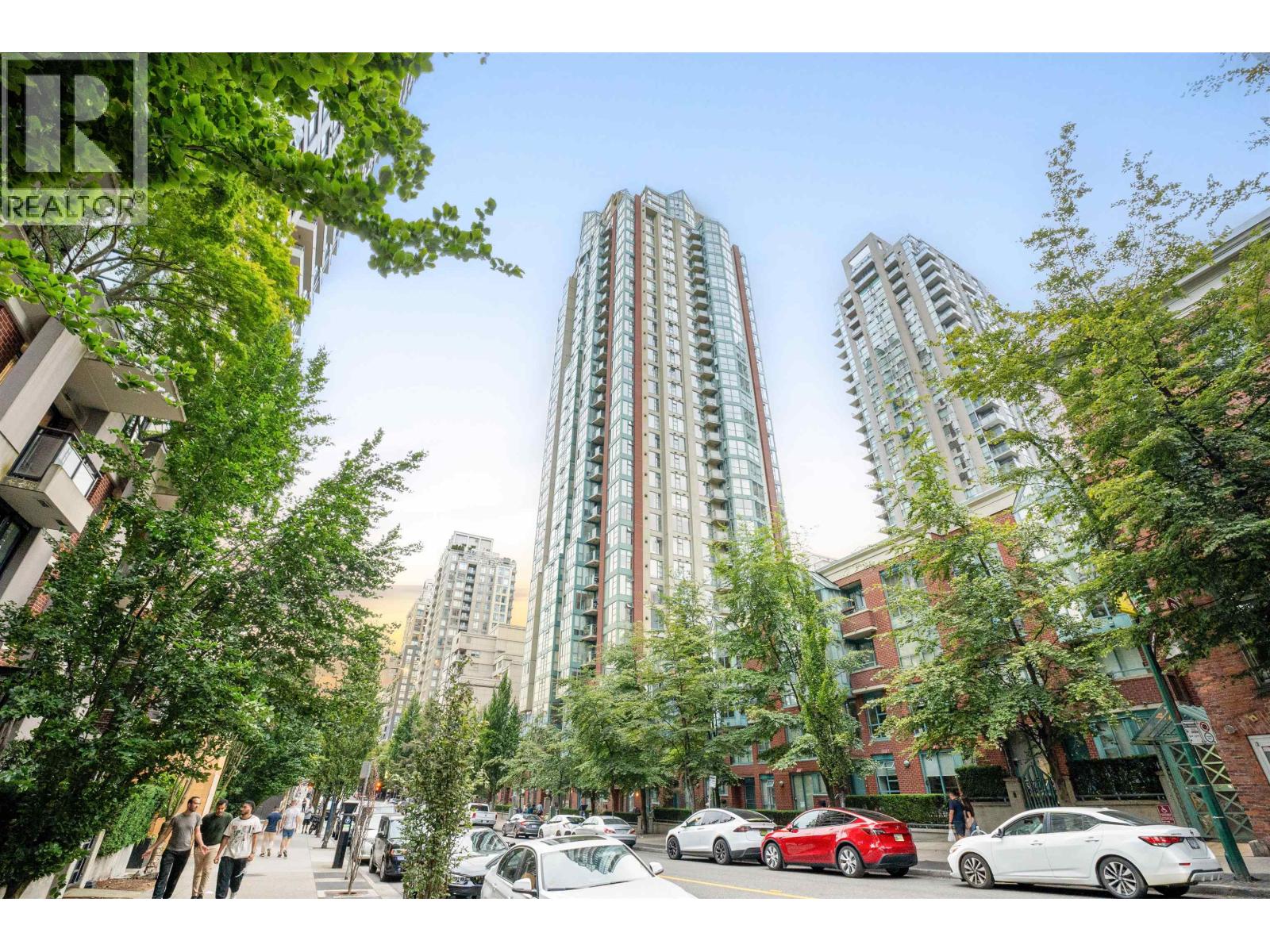 Photo 11 of 304 939 Homer Street, Vancouver BC