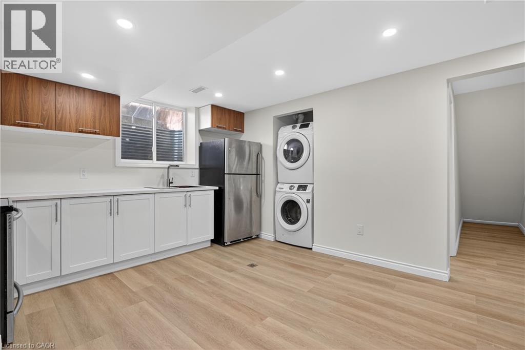 Photo 18 of 120 Westheights Drive, Kitchener ON
