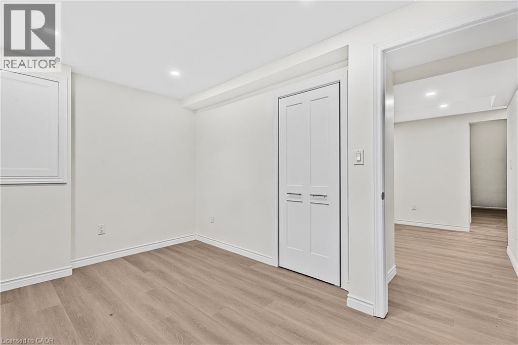 Photo 25 of 120 Westheights Drive, Kitchener ON