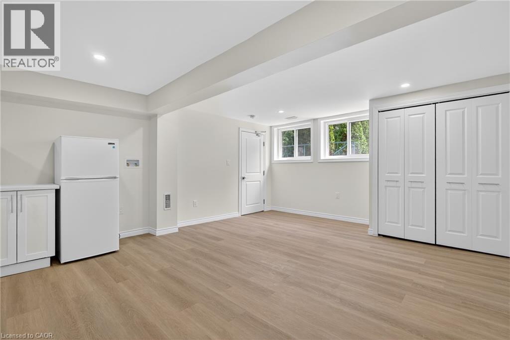 Photo 29 of 120 Westheights Drive, Kitchener ON
