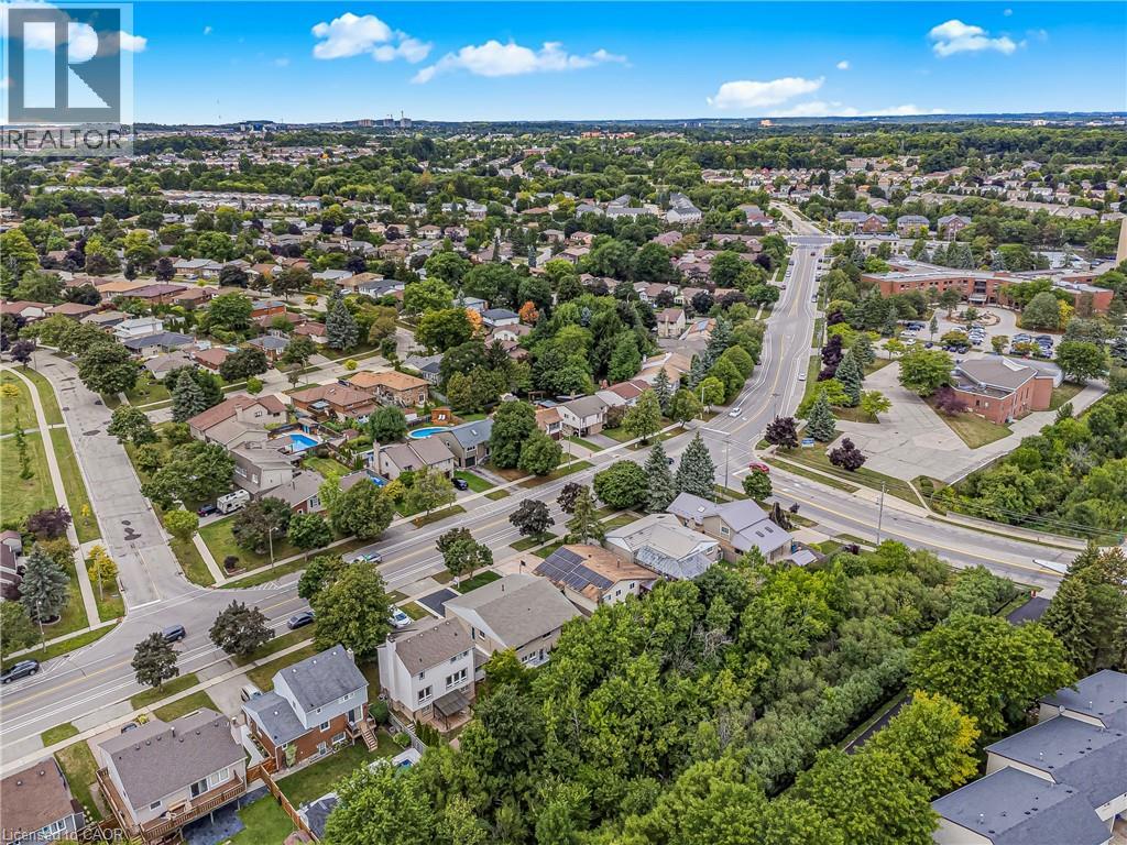 Photo 41 of 120 Westheights Drive, Kitchener ON