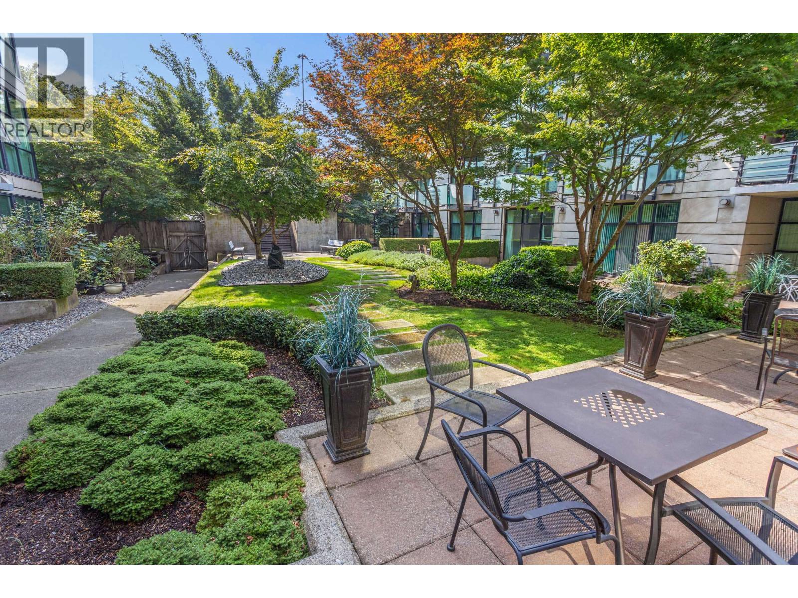 Photo 23 of 213 8988 Hudson Street, Vancouver BC