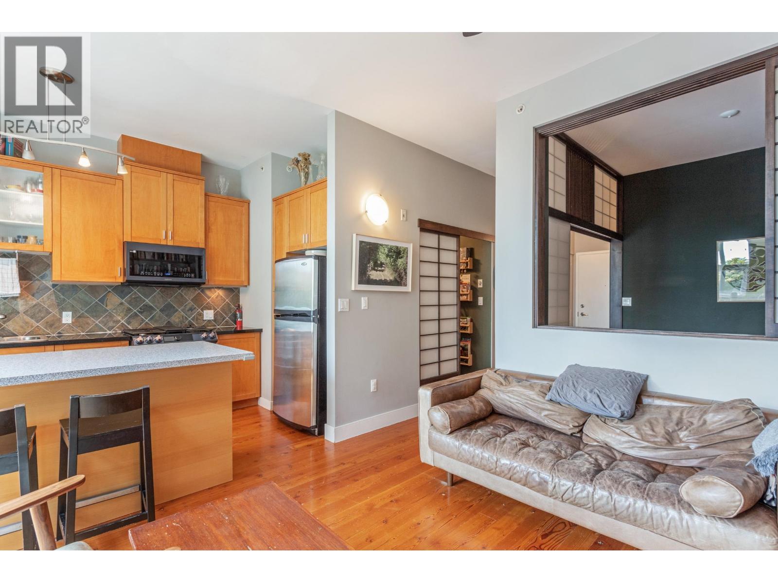 Photo 5 of 213 8988 Hudson Street, Vancouver BC