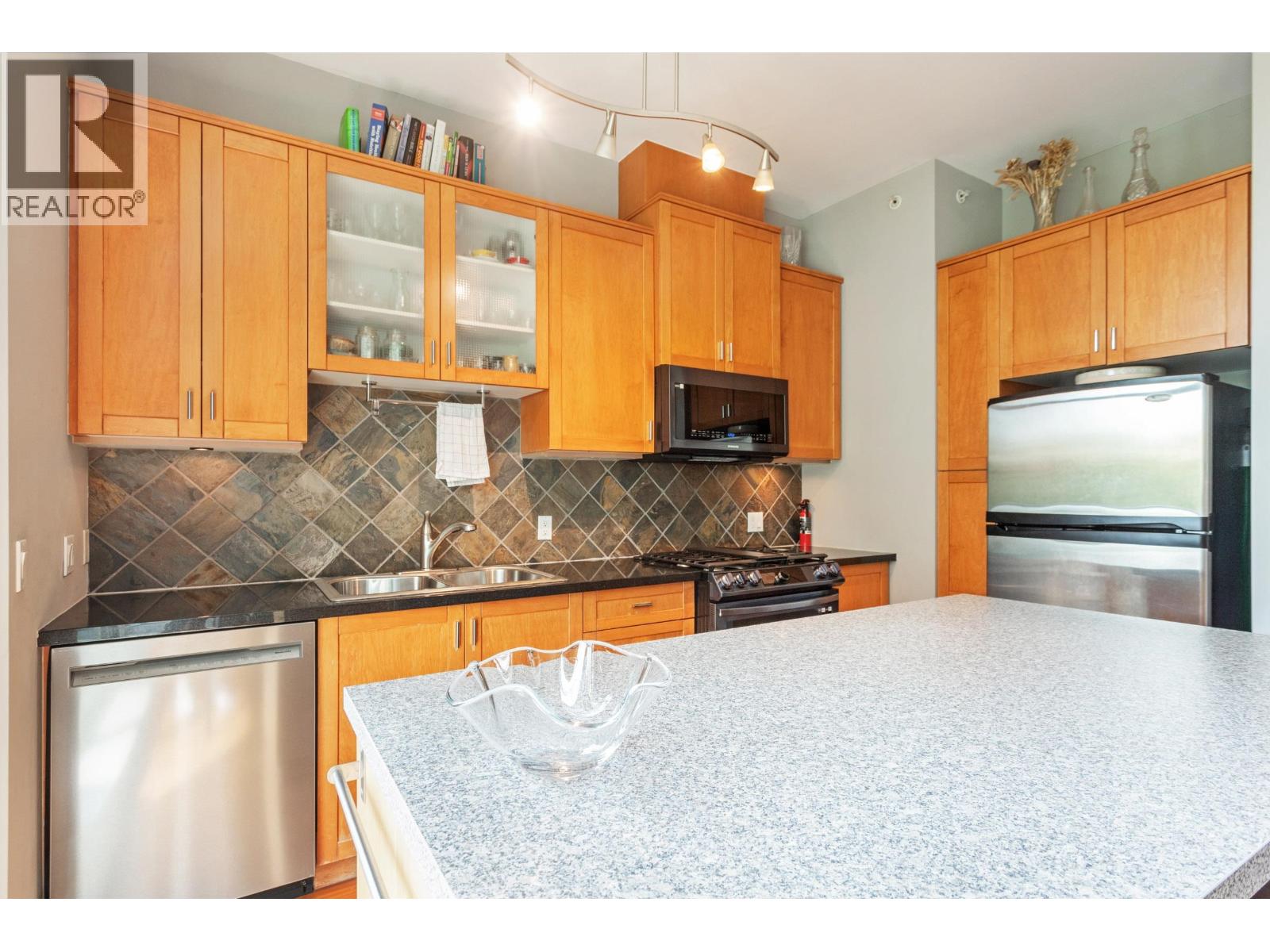 Photo 6 of 213 8988 Hudson Street, Vancouver BC