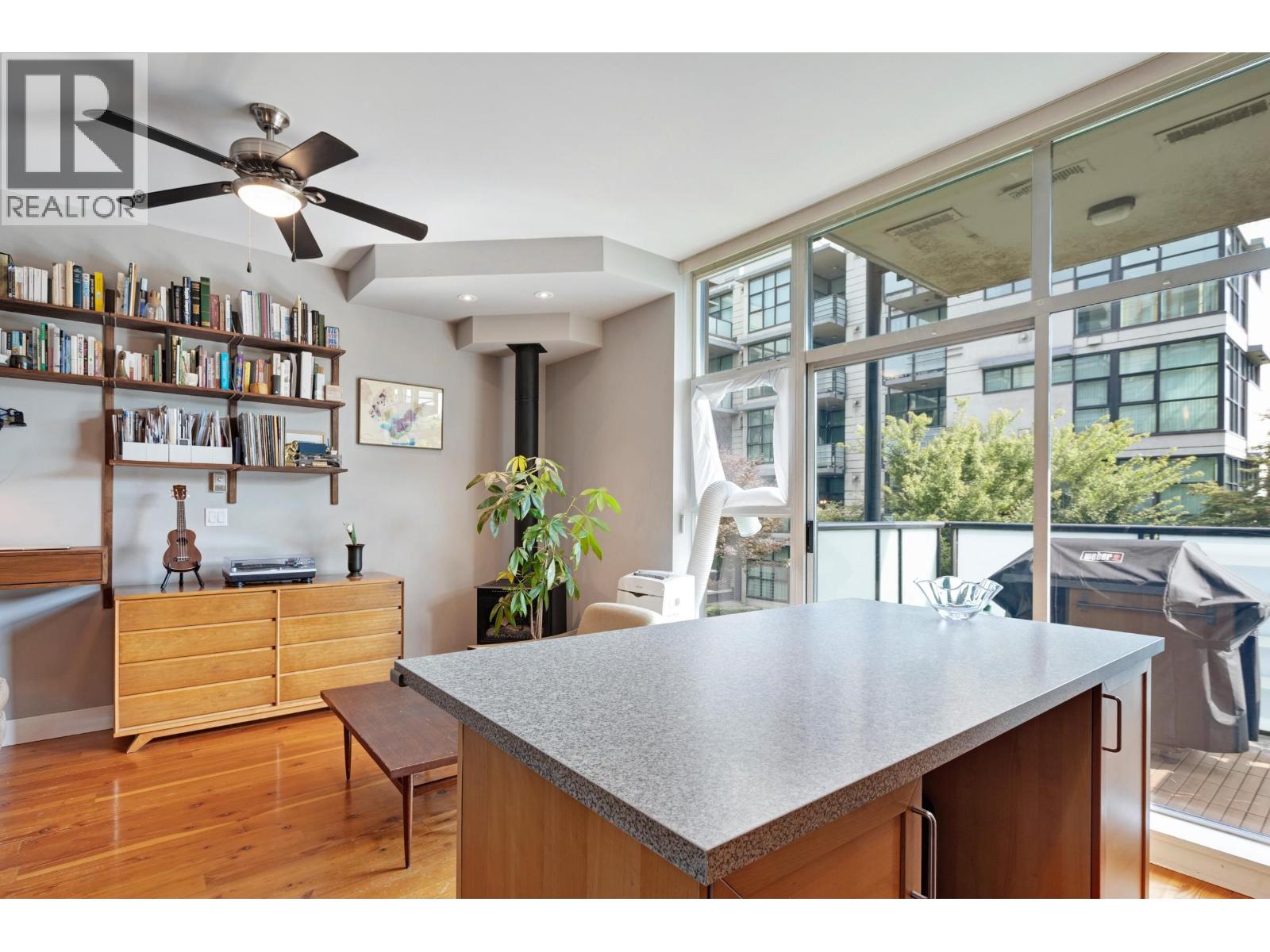 Photo 8 of 213 8988 Hudson Street, Vancouver BC