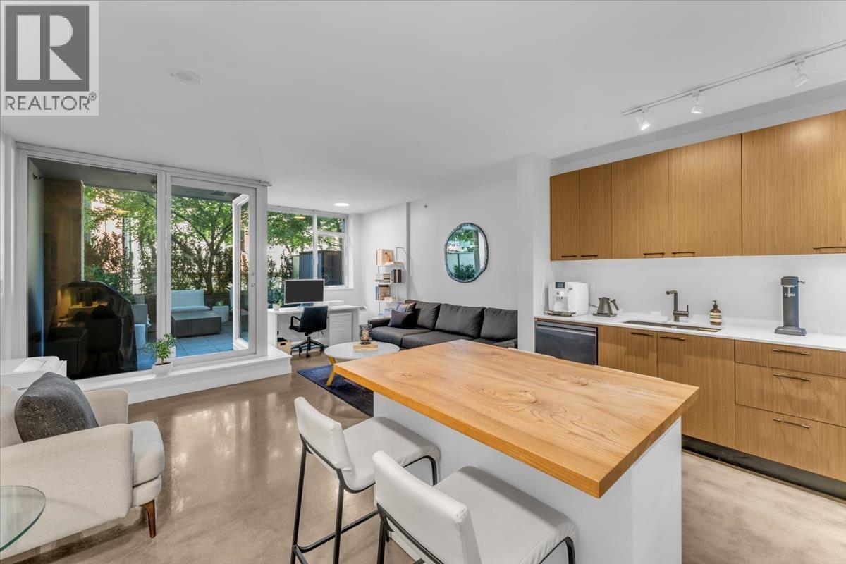 Photo 10 of 210 221 Union Street, Vancouver BC
