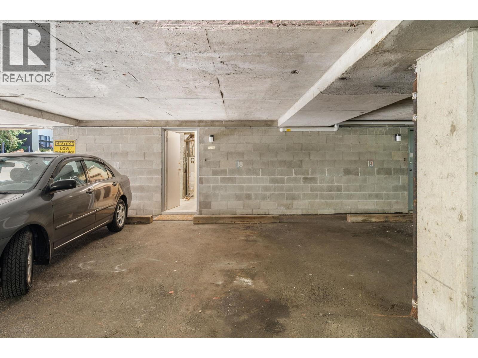 Photo 39 of 7319 Coronado Drive, Burnaby BC