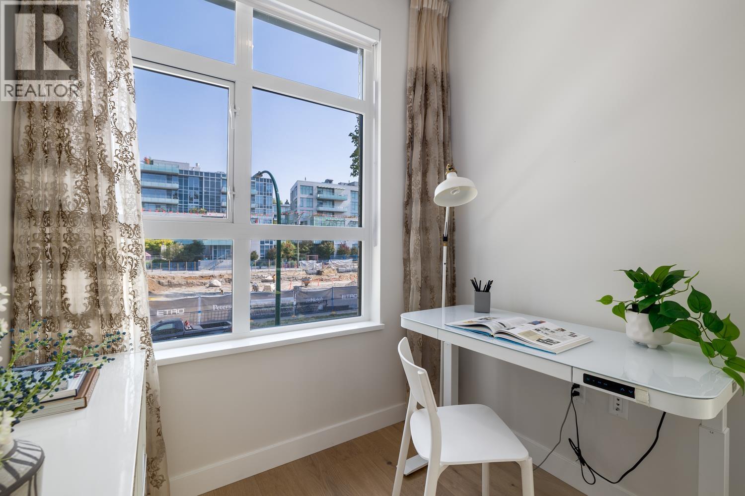 Photo 12 of 207 5007 Ash Street, Vancouver BC